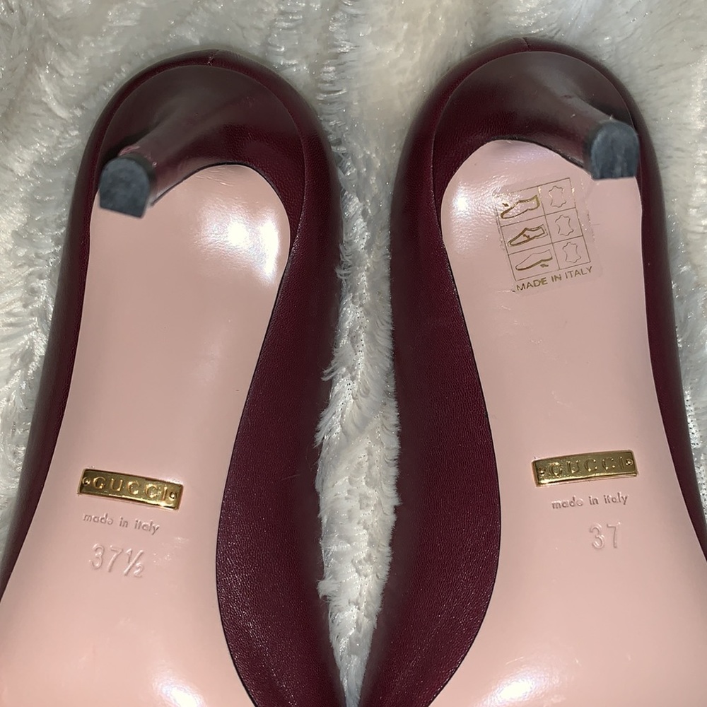 🏆🎖SOLD ELSEWHERE!🎖🏆Gorgeous Gucci Brown Stud Toe Heels TWO SIZE SHOES - Picture 2 of 9